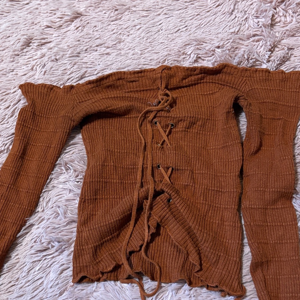 Rust Off-Shoulder Lace-Up long sleeve